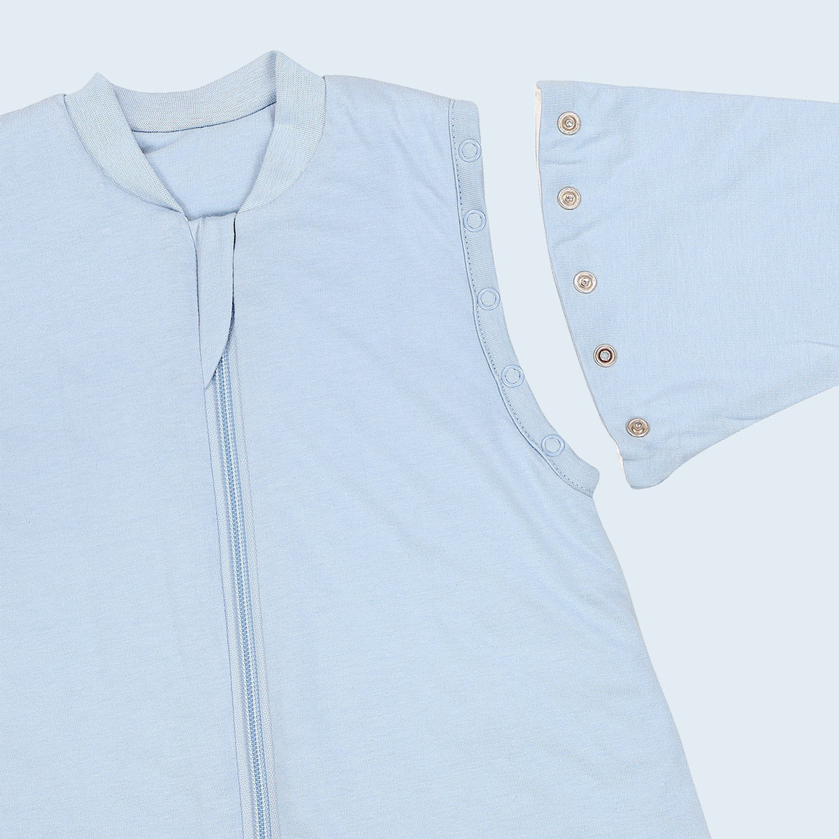 Saco de dormir para bebé 1.0 TOG_Azul Hielo_zona del brazo_1201