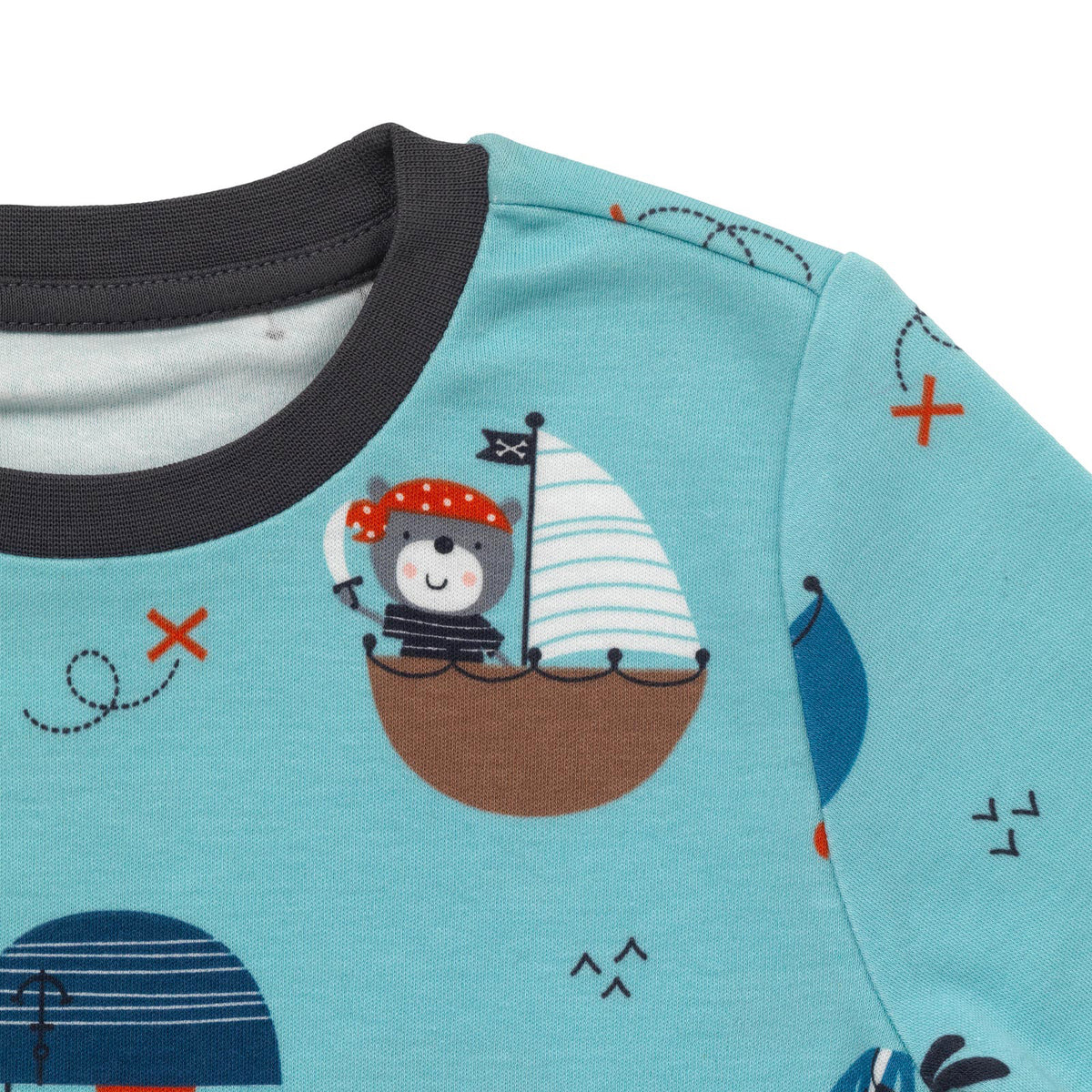 Pijama de niño de algódon orgánico_Pirata_detalle_444
