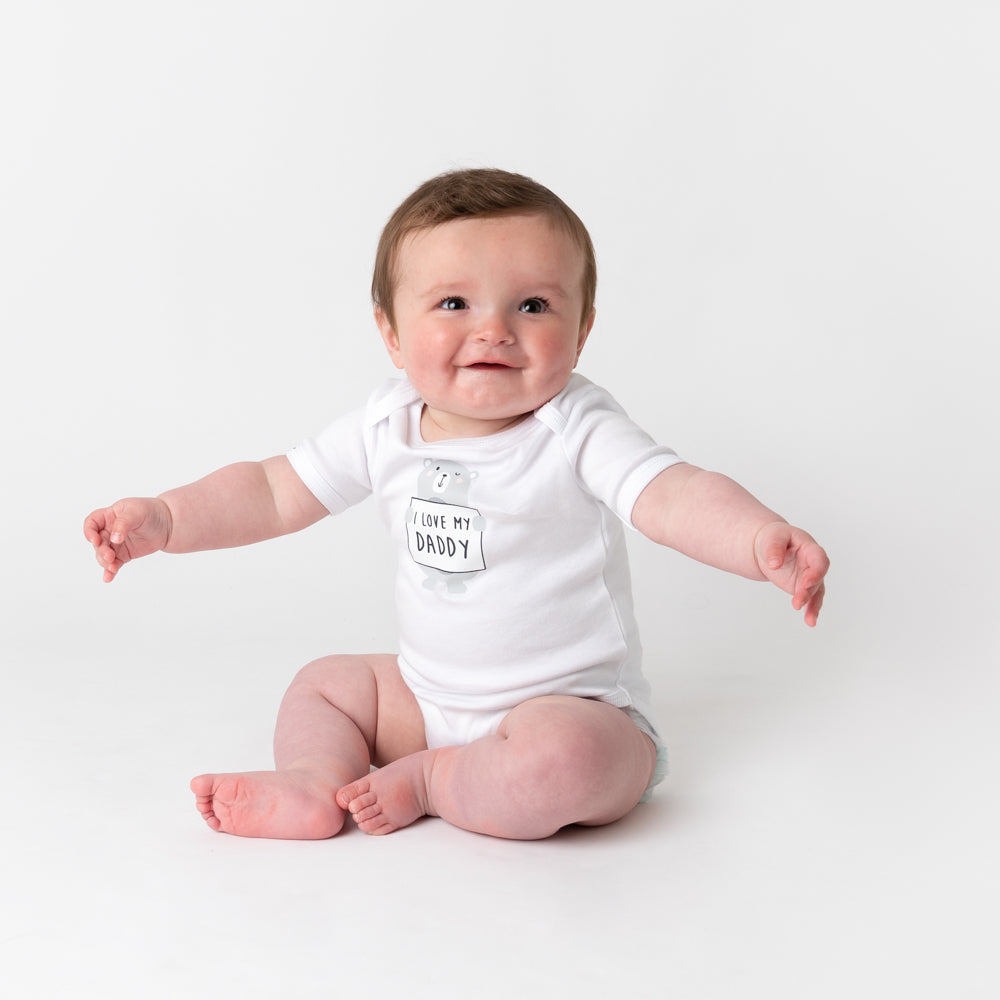Body para bebé con mensaje de algodón orgánico_I Love My Daddy_3_431